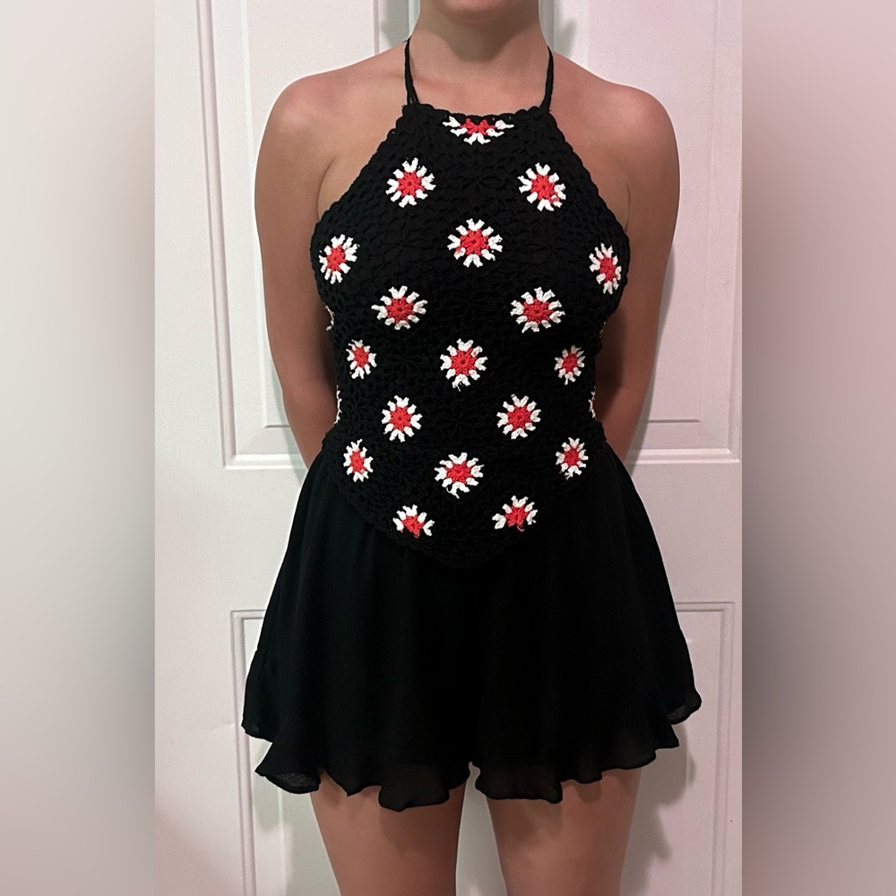 Crochet Romper Womens Size Small Floral Halter Boho Romper Black Red Tie Back